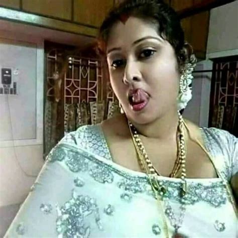 Real married Tamil Aunty talking first night sex video